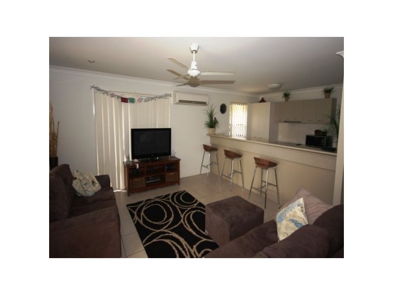 16 Burrows St, Sippy Downs QLD 4556