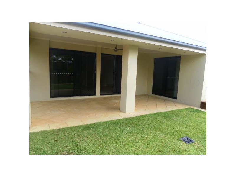 16 Burrows St, Sippy Downs QLD 4556