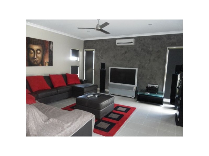 10 Basie St, Sippy Downs QLD 4556