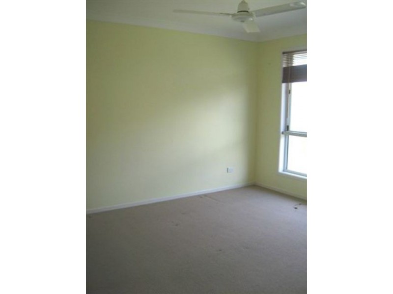 8 Bateman Street, Sippy Downs QLD 4556