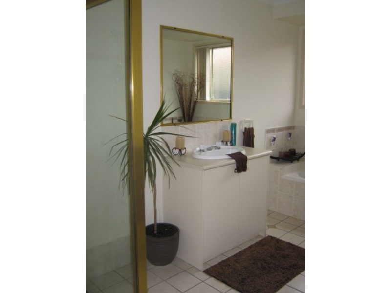 24 James Cook Drive, Sippy Downs QLD 4556