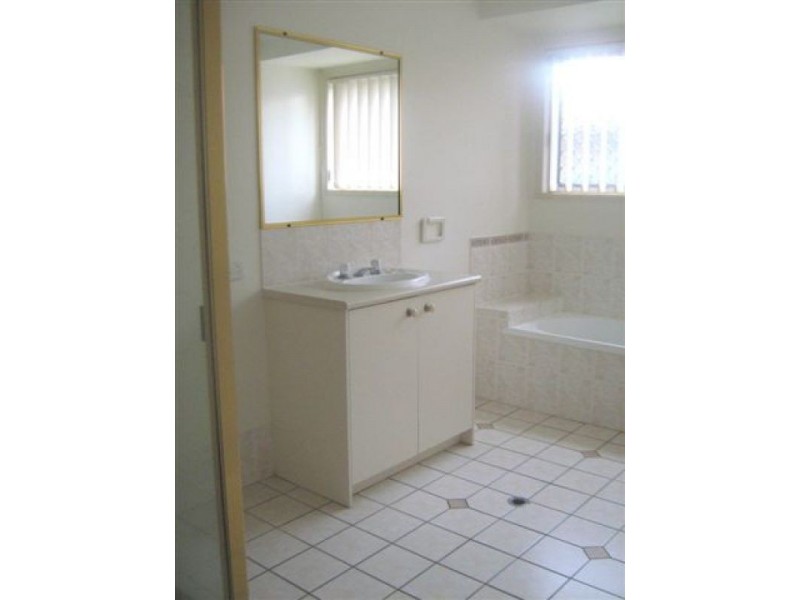 24 James Cook Drive, Sippy Downs QLD 4556