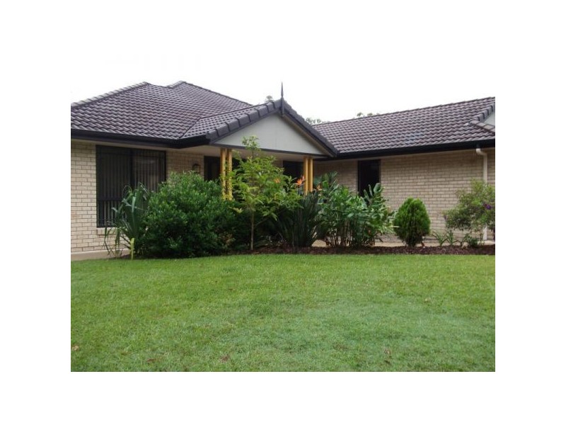 20 Samuel Place, Mooloolah Valley QLD 4553