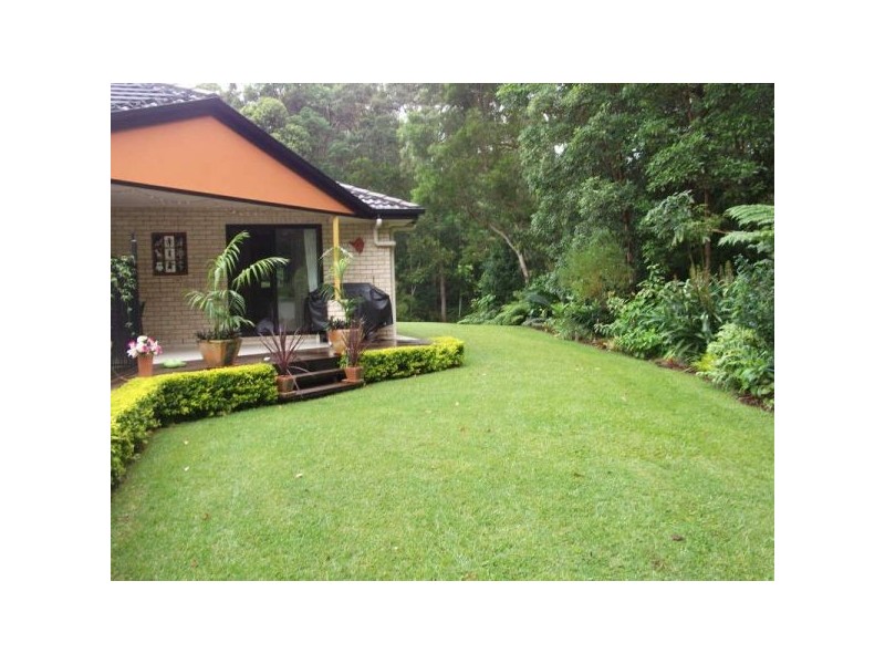 20 Samuel Place, Mooloolah Valley QLD 4553