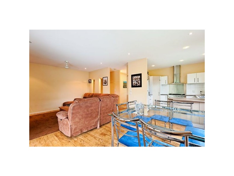 8 The Rivers Edge, Mooloolah Valley QLD 4553