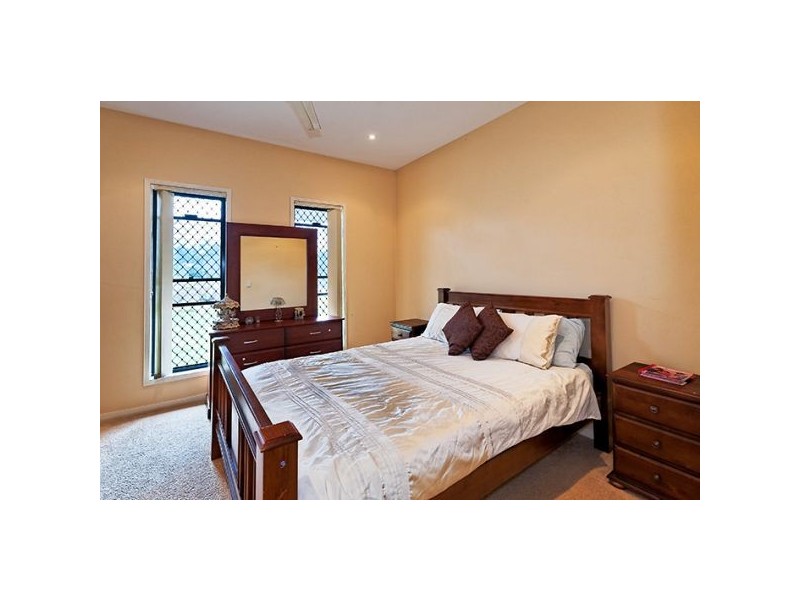 8 The Rivers Edge, Mooloolah Valley QLD 4553