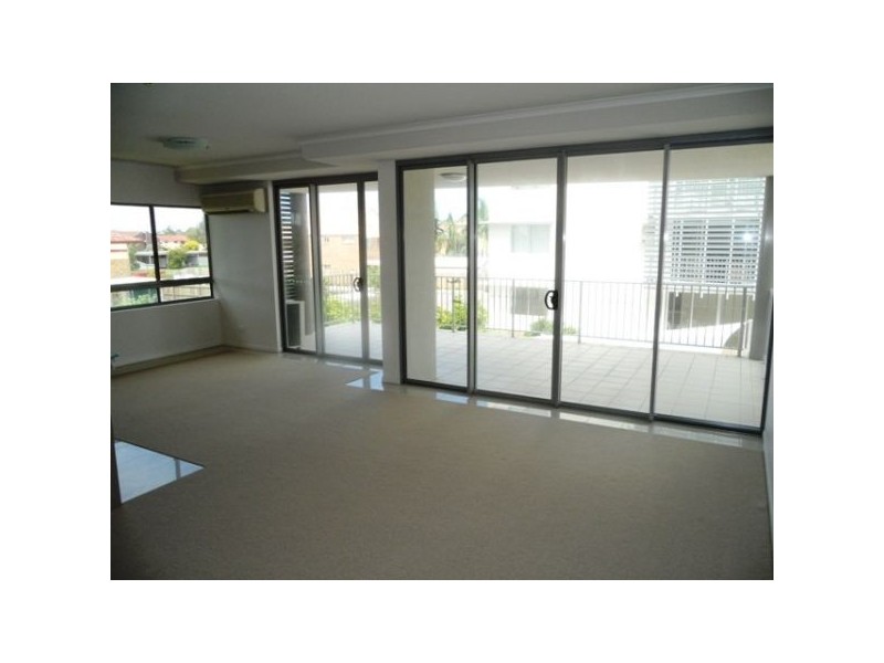 Unit 12/ 6 Dolphin Drive, Bribie Island QLD 4507