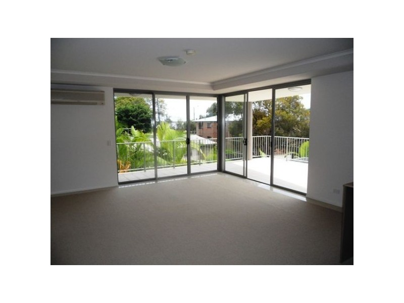 Unit 9/ 6 Dophin Drive, Bribie Island QLD 4507