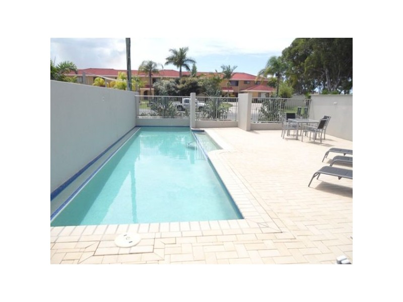 Unit 9/ 6 Dophin Drive, Bribie Island QLD 4507