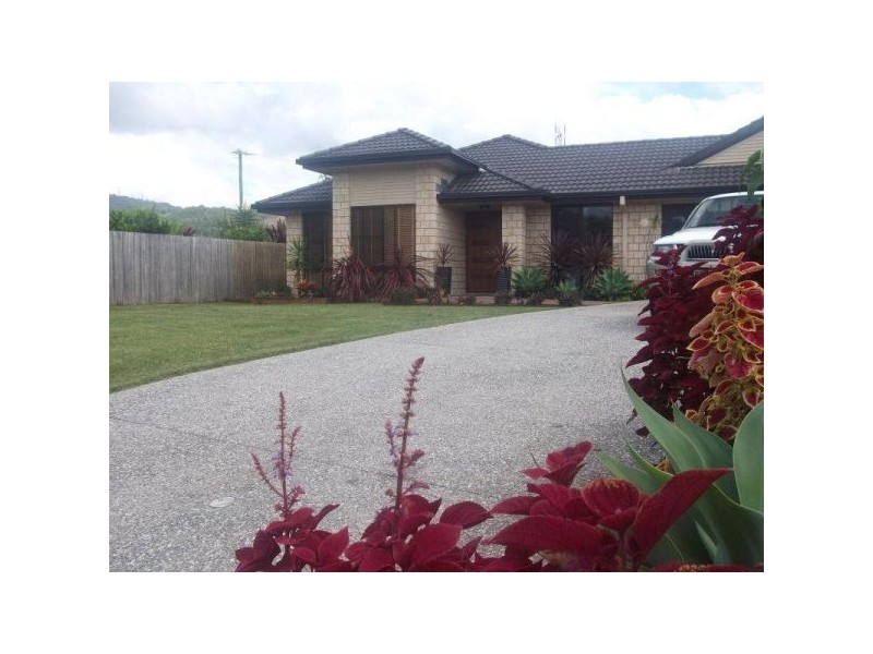 4 Oldham Court, Mooloolah Valley QLD 4553