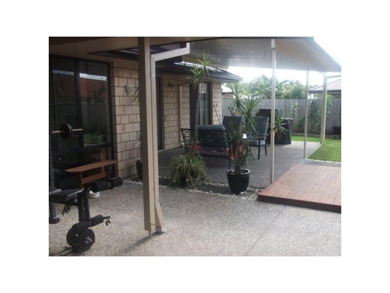 4 Oldham Court, Mooloolah Valley QLD 4553