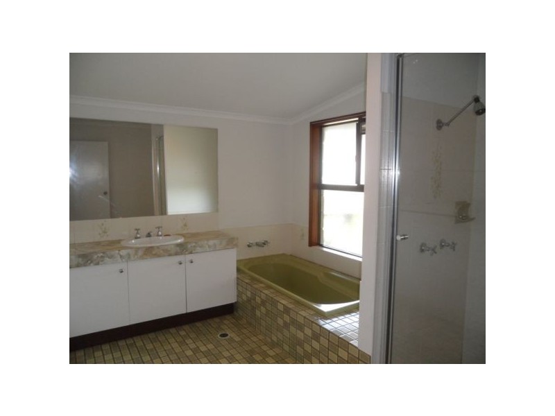 11a Ballantyne Court, Glenview QLD 4553