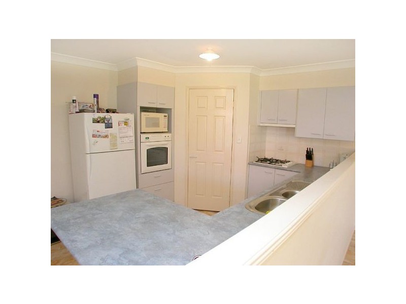 33 Columbia St, Sippy Downs QLD 4556