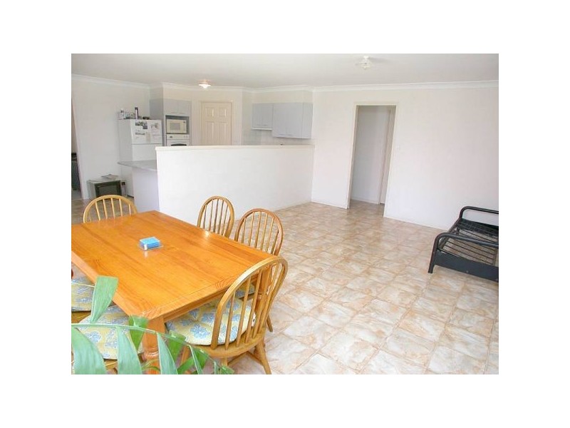 33 Columbia St, Sippy Downs QLD 4556