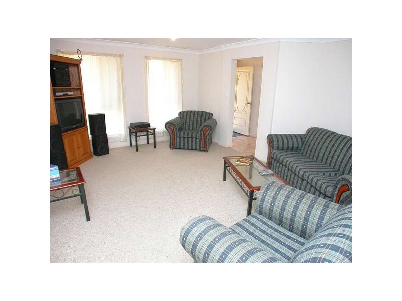 33 Columbia St, Sippy Downs QLD 4556