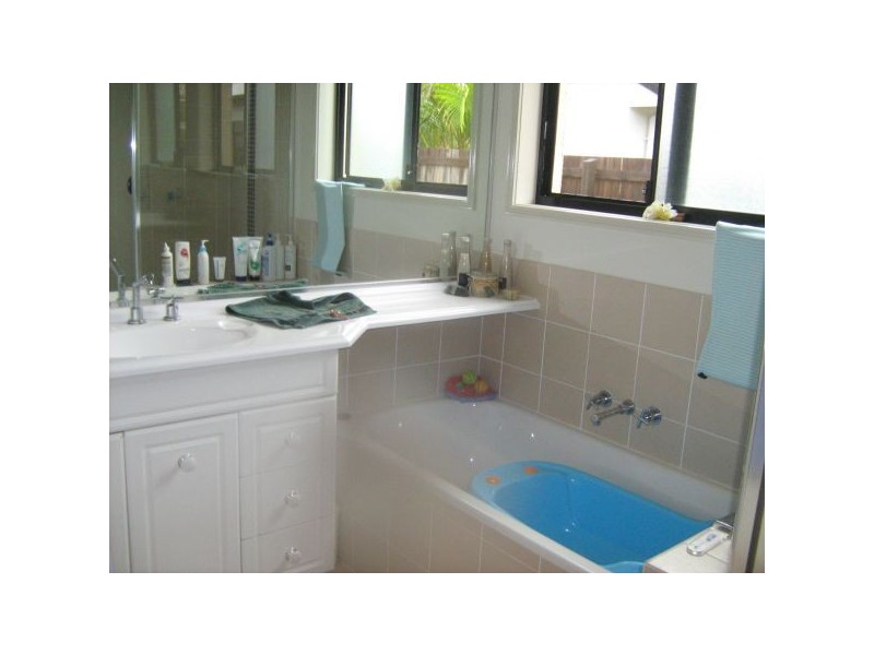 3  Magellan Cresent, Sippy Downs QLD 4556
