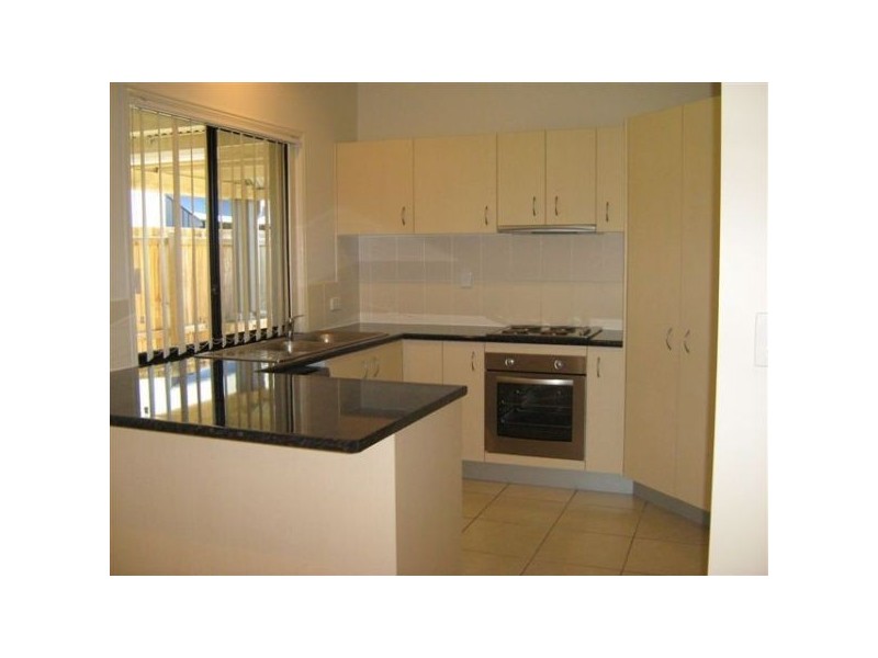 5 Moreton St, Sippy Downs QLD 4556