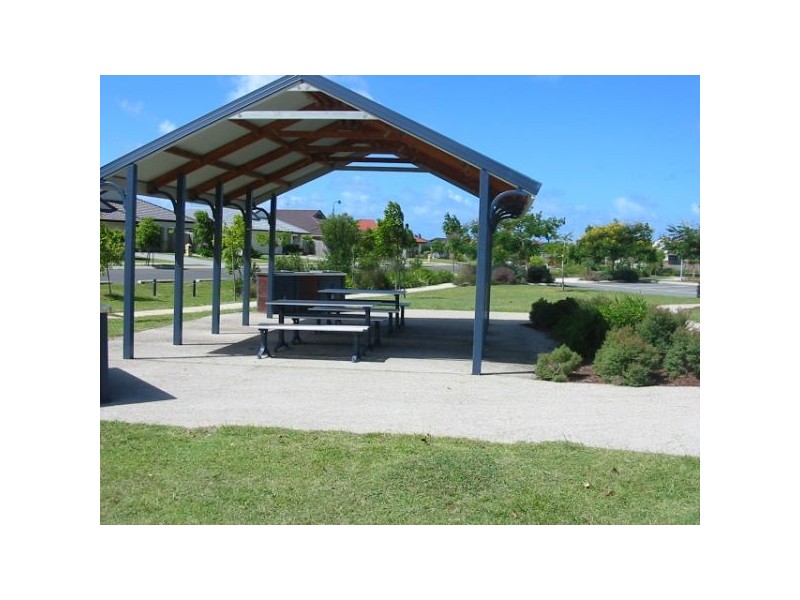 14 Silvereye Street, Sippy Downs QLD 4556