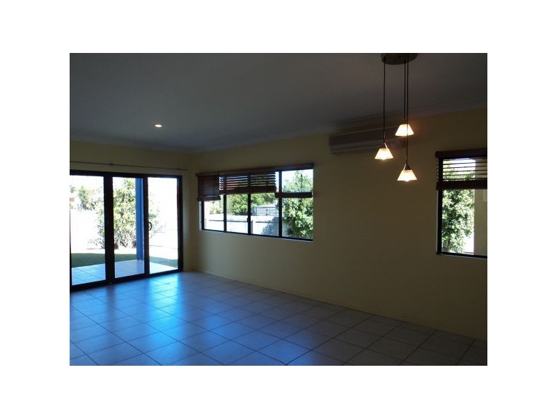24 Rosslare, Caloundra West QLD 4551