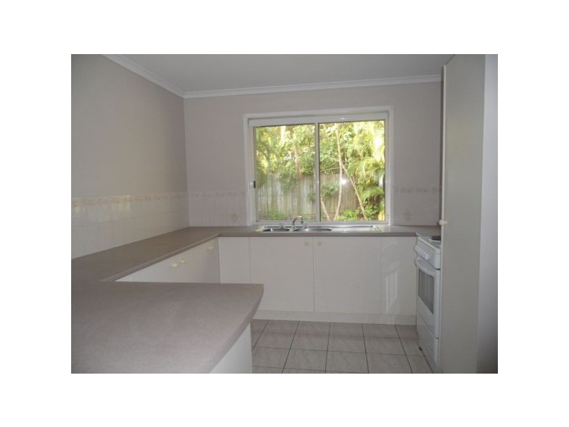 2/46 Jamescook Drive, Sippy Downs QLD 4556