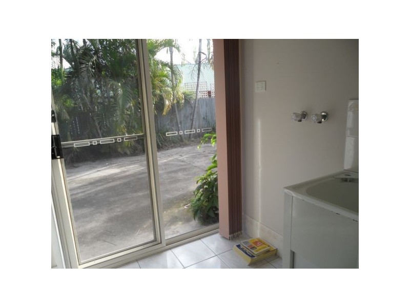 2/46 Jamescook Drive, Sippy Downs QLD 4556