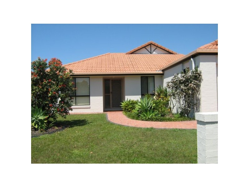 8 Somerville Cresent, Sippy Downs QLD 4556