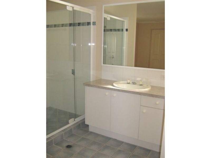 8 Somerville Cresent, Sippy Downs QLD 4556