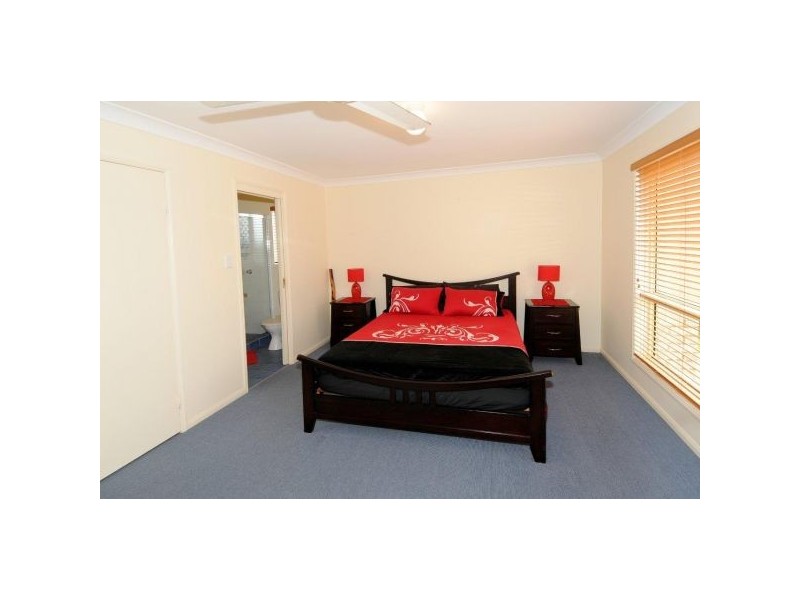 27  EXPLORER STREET, Sippy Downs QLD 4556