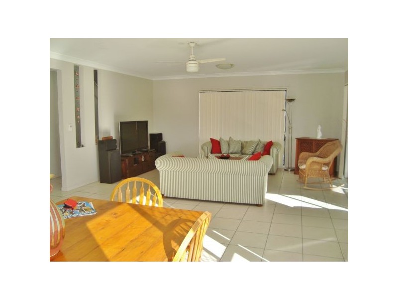 17 CAIRNCROFT PLACE, Sippy Downs QLD 4556