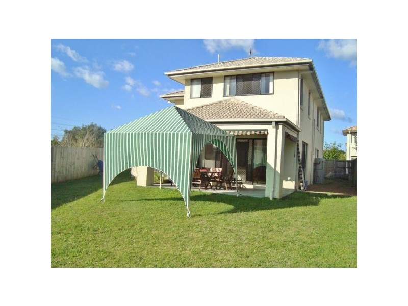 17 CAIRNCROFT PLACE, Sippy Downs QLD 4556