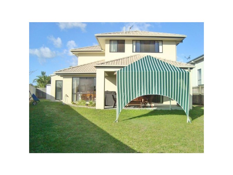 17 CAIRNCROFT PLACE, Sippy Downs QLD 4556