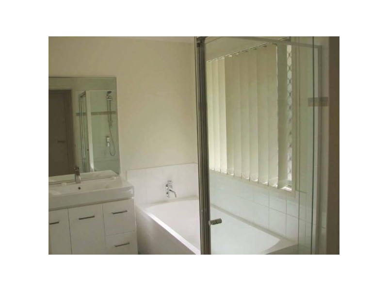 2/51 Silky Oak Drive, Morayfield QLD 4506