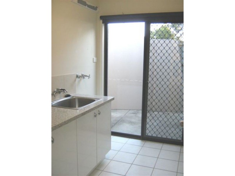 22 Mykonos Court, Kawana Island QLD 4575