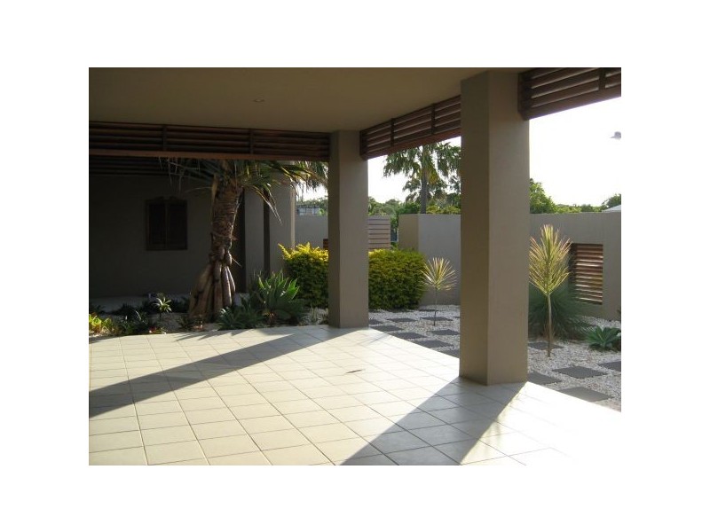 22 Mykonos Court, Kawana Island QLD 4575