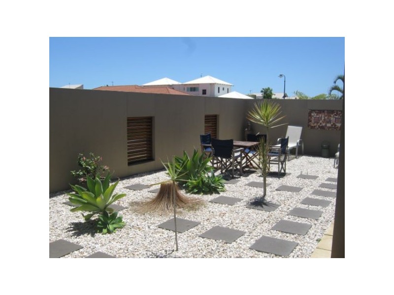 22 Mykonos Court, Kawana Island QLD 4575