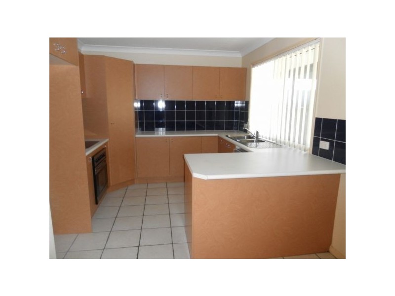 12 Explorer St, Sippy Downs QLD 4556