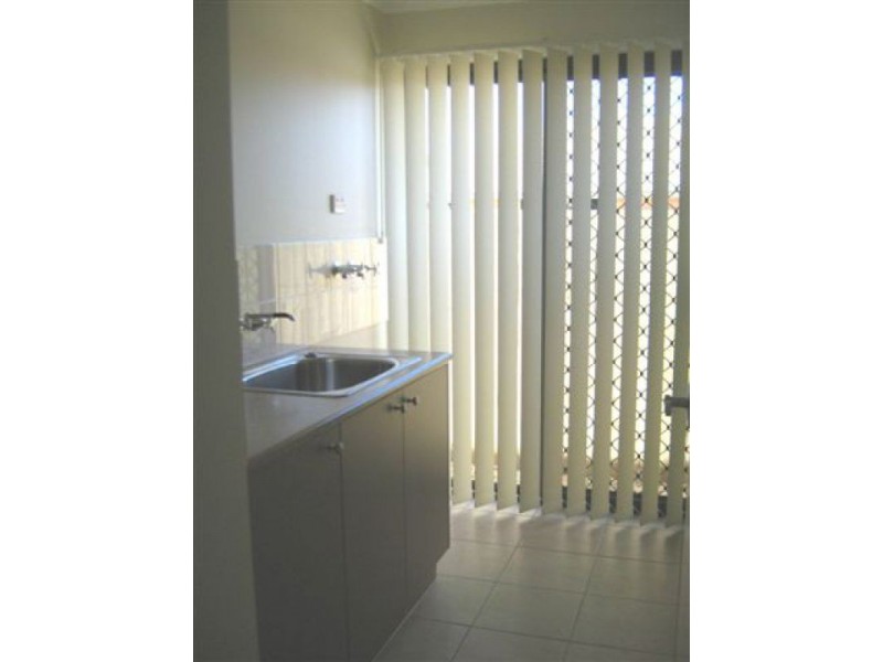 16 Silvereye St, Sippy Downs QLD 4556