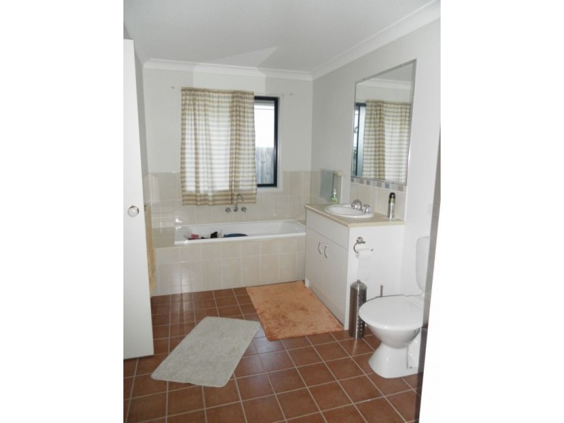 30 Birchgrove St, Sippy Downs QLD 4556