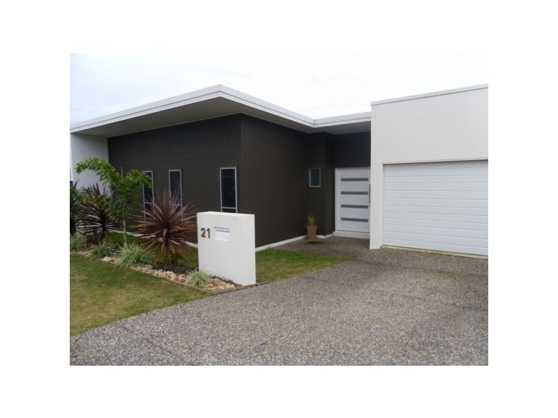 21 Kurrimine Cresent, Mountain Creek QLD 4557
