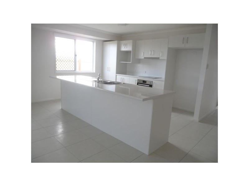 27 Yucca Court, Mountain Creek QLD 4557