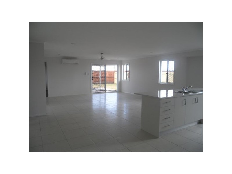 27 Yucca Court, Mountain Creek QLD 4557