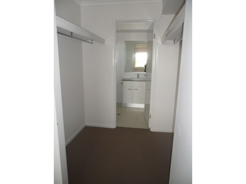 27 Yucca Court, Mountain Creek QLD 4557