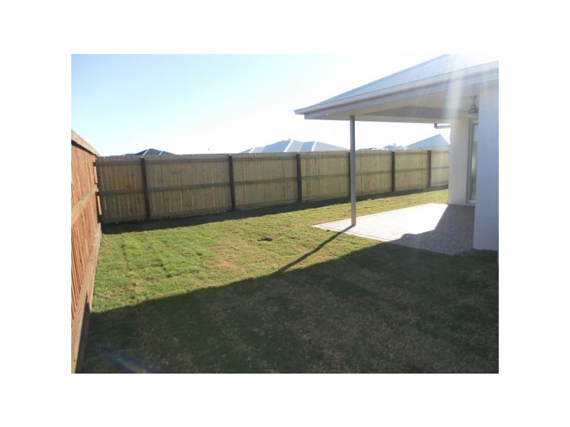 27 Yucca Court, Mountain Creek QLD 4557