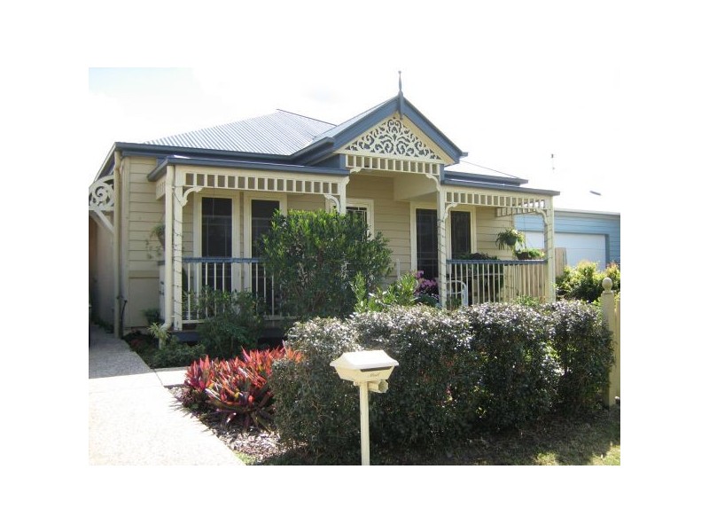 19 Irving Place, Sippy Downs QLD 4556