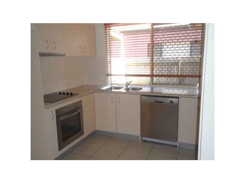 19 Irving Place, Sippy Downs QLD 4556