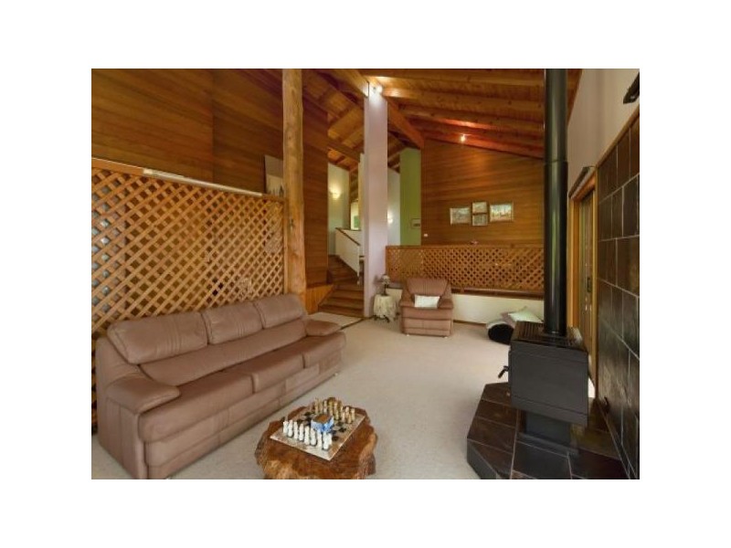 320 Tunnel Ridge Rd, Mooloolah Valley QLD 4553