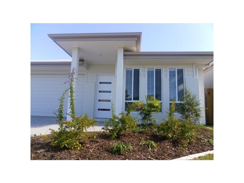 6 Wake Court, Birtinya QLD 4575