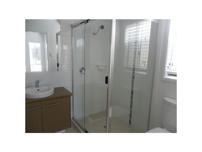 6 Wake Court, Birtinya QLD 4575