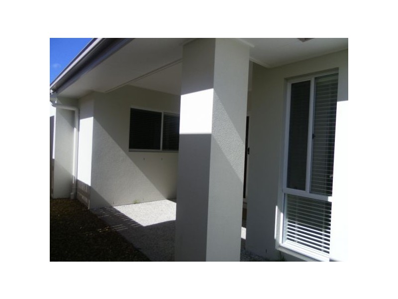 6 Wake Court, Birtinya QLD 4575