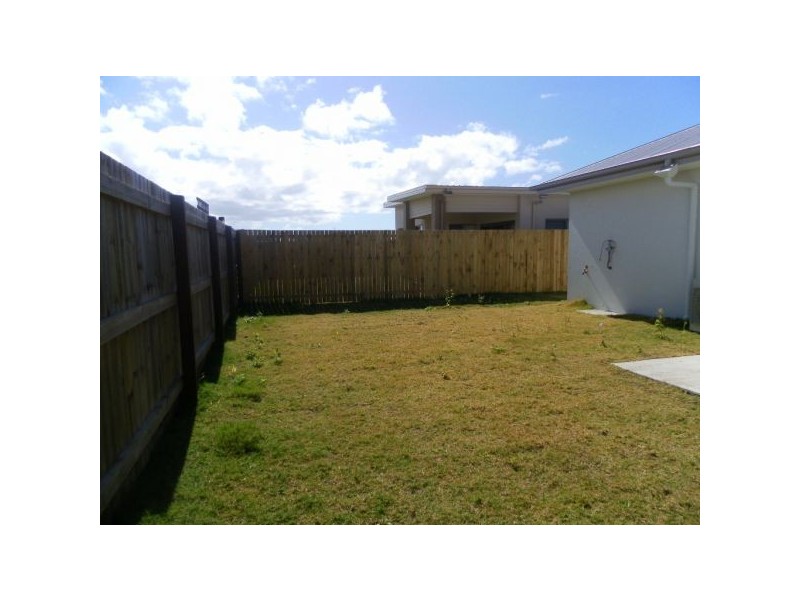 6 Wake Court, Birtinya QLD 4575